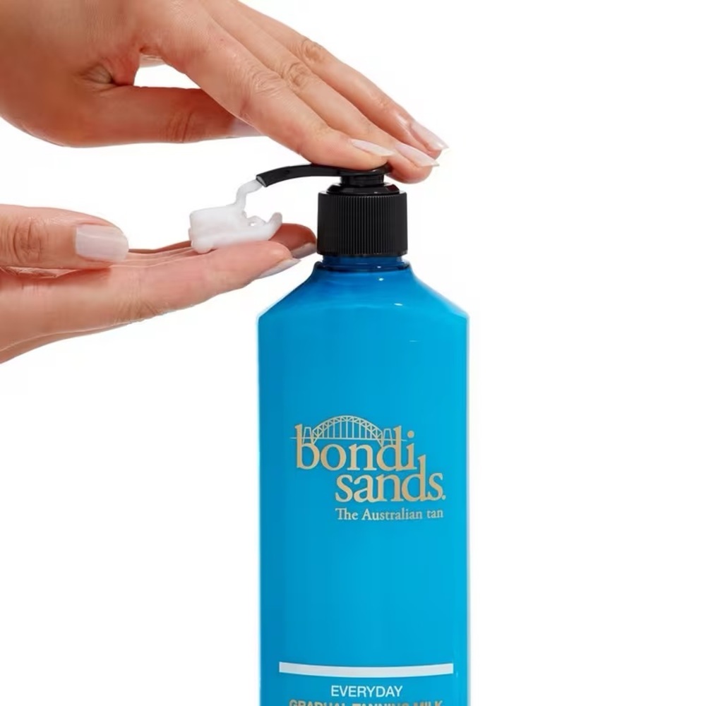 Everyday Gradual Tanning Milk Body Moisturizer 12.68 fl.oz